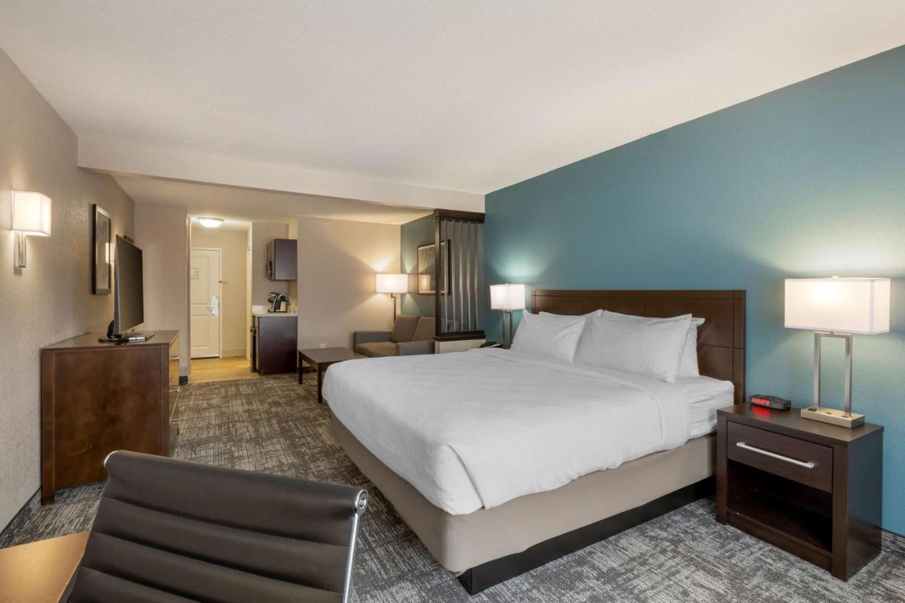 Best Western Watertown Inn & Suites Exterior foto