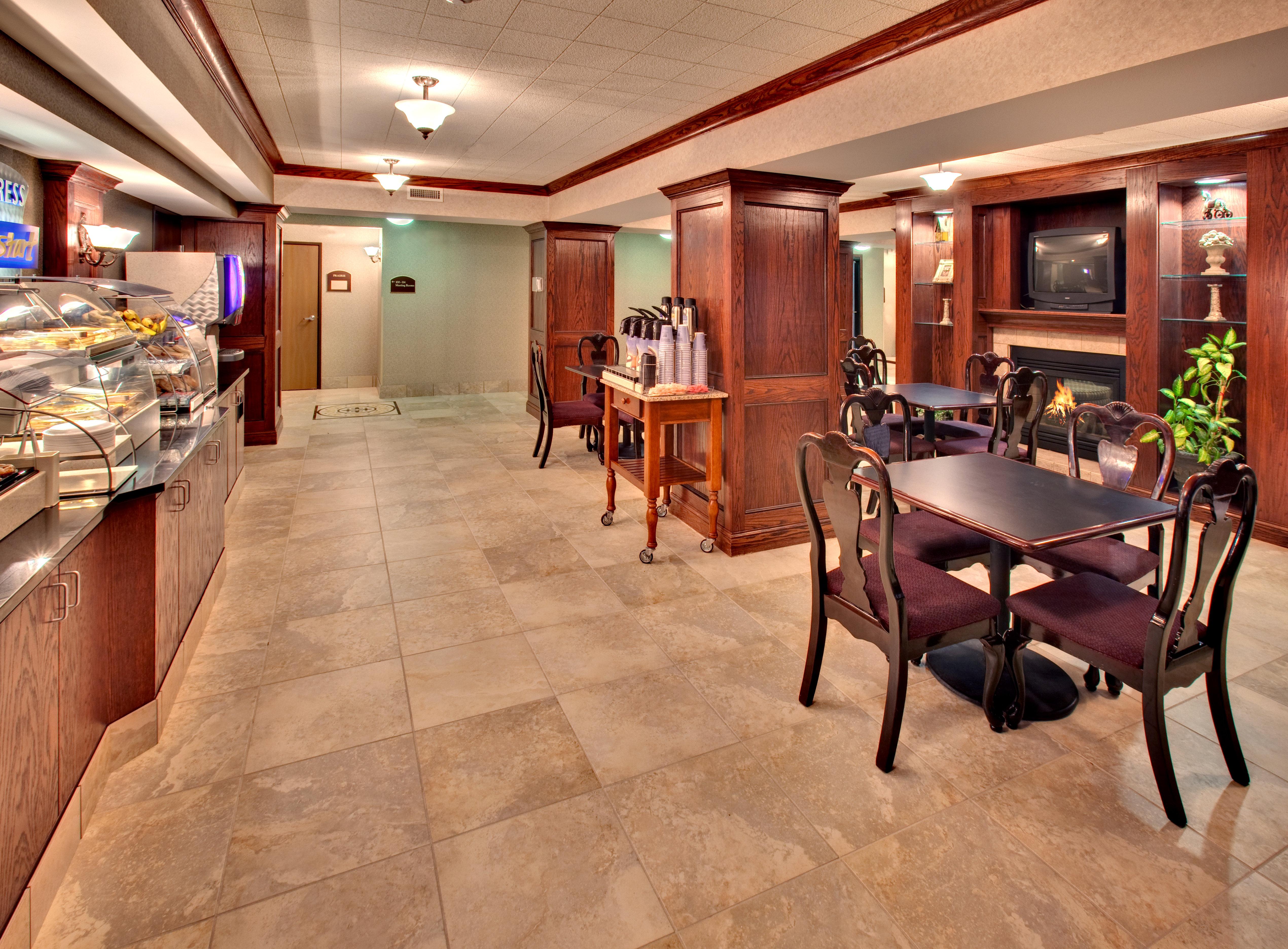 Best Western Watertown Inn & Suites Exterior foto